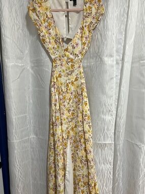 Forever 21 Yellow Floral Maxi Dress